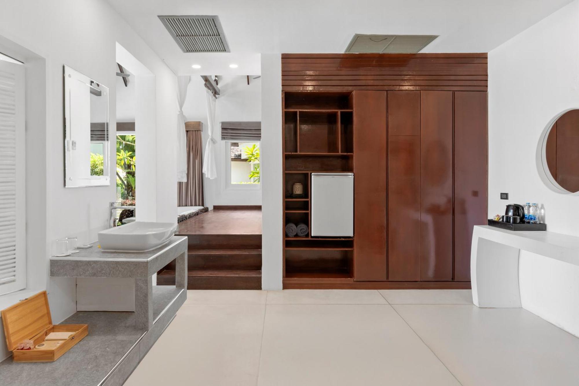 Zara Koh Samui